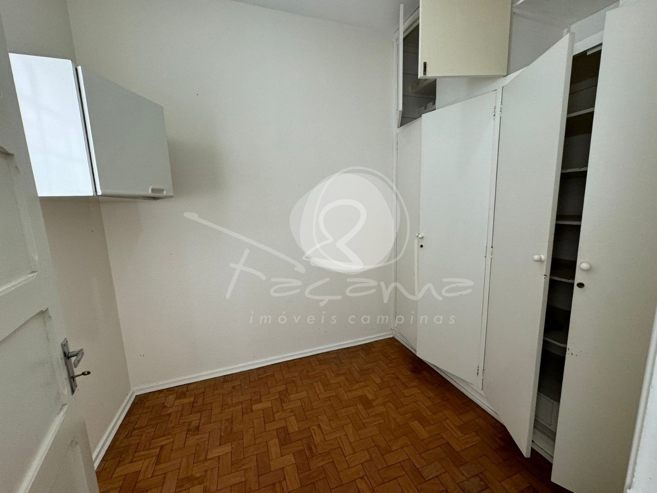 Apartamento à venda com 3 quartos, 180m² - Foto 23