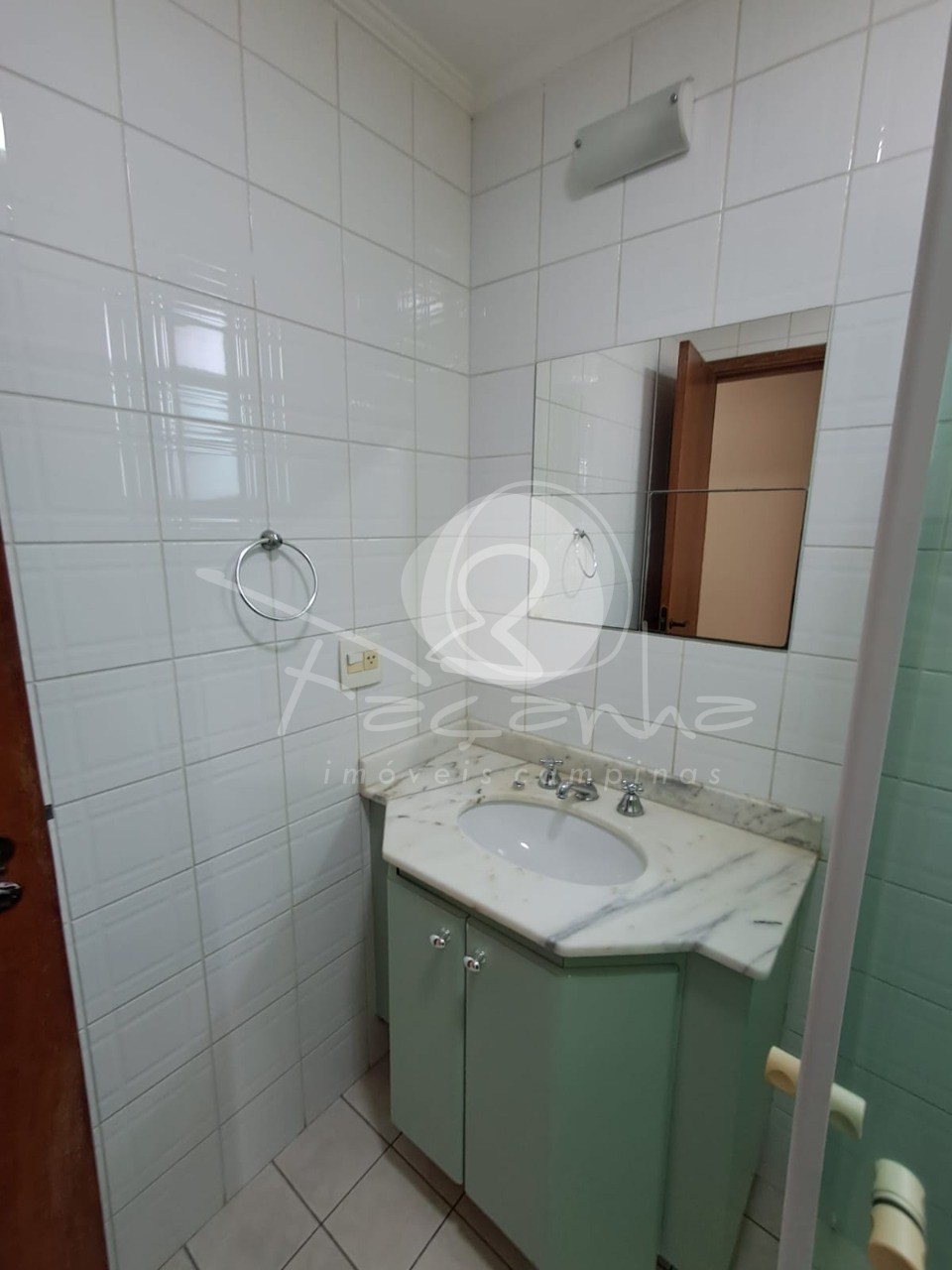 Apartamento para alugar com 3 quartos, 115m² - Foto 15