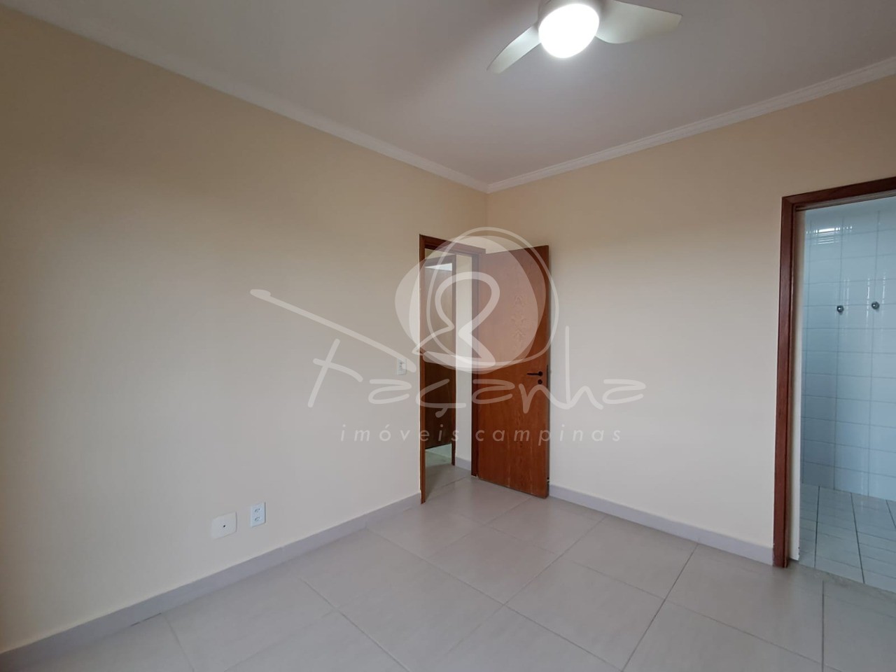 Apartamento para alugar com 3 quartos, 115m² - Foto 18