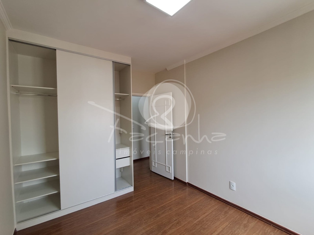 Apartamento à venda com 3 quartos, 105m² - Foto 15