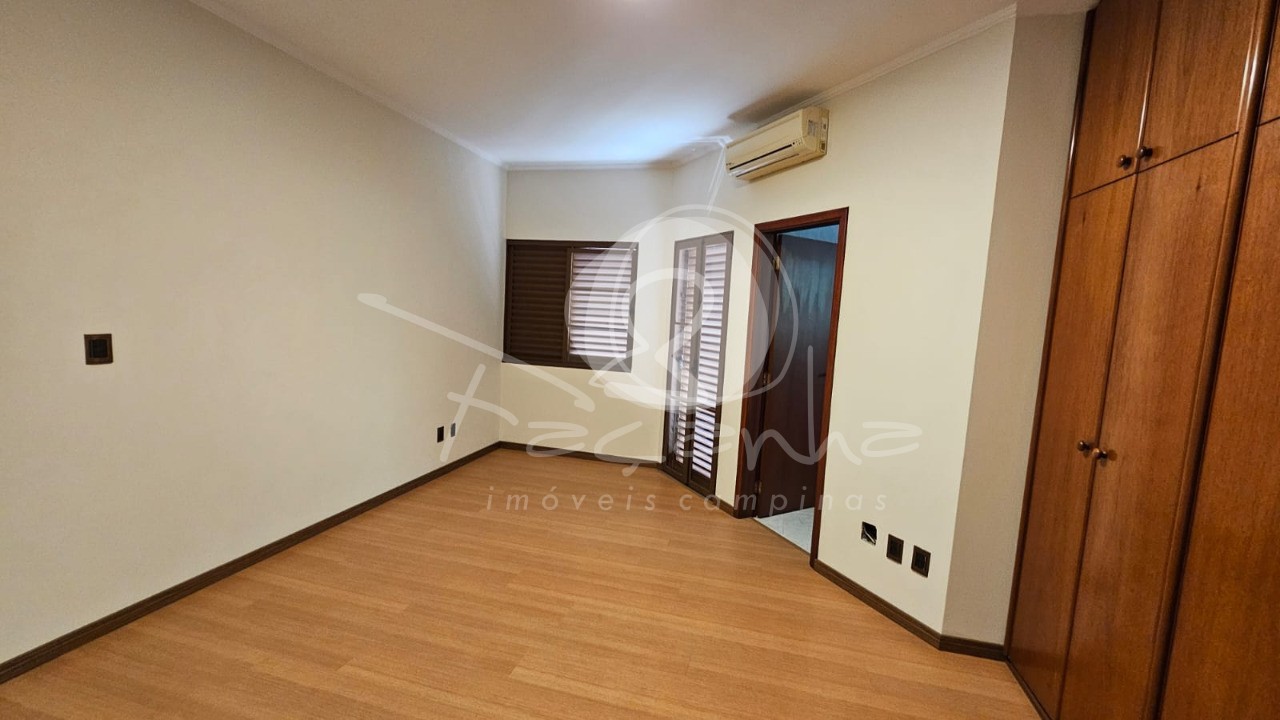 Casa de Condomínio à venda com 5 quartos, 380m² - Foto 5