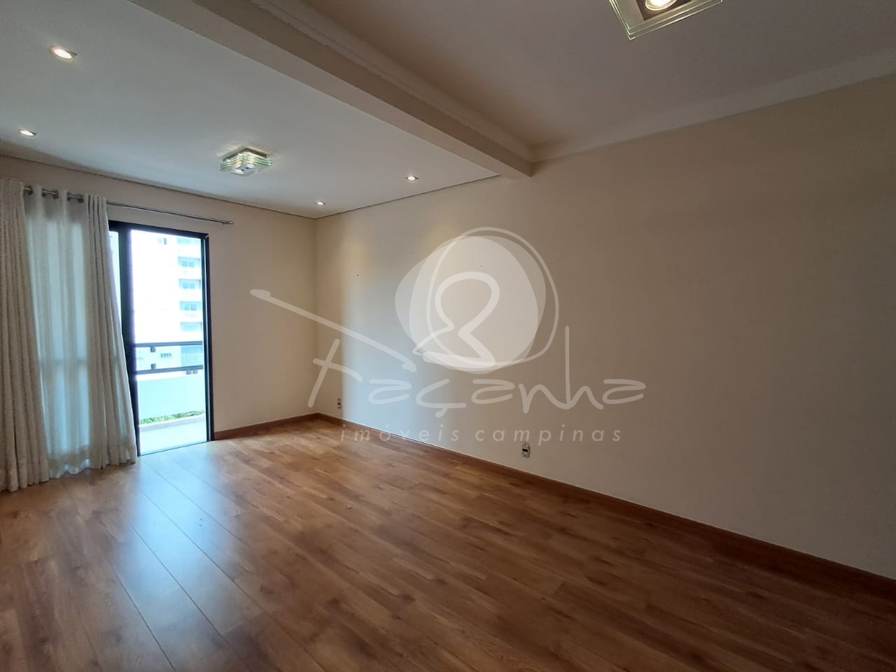 Apartamento à venda com 3 quartos, 85m² - Foto 5