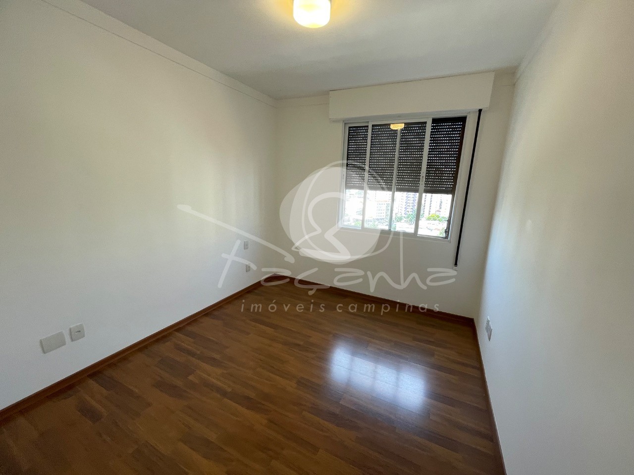 Apartamento para alugar com 3 quartos, 101m² - Foto 9