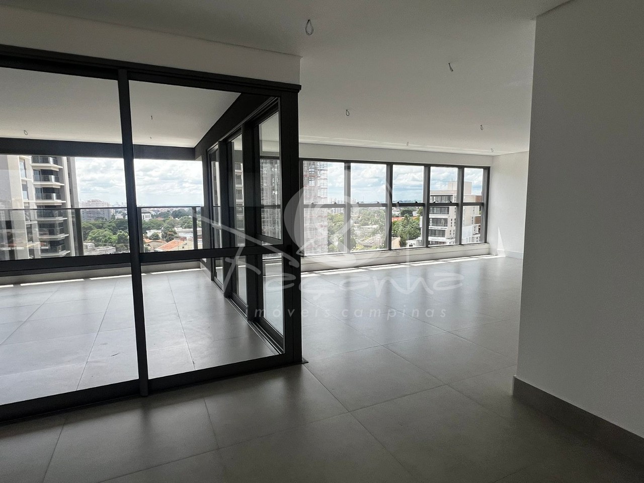 Apartamento à venda com 3 quartos, 220m² - Foto 42