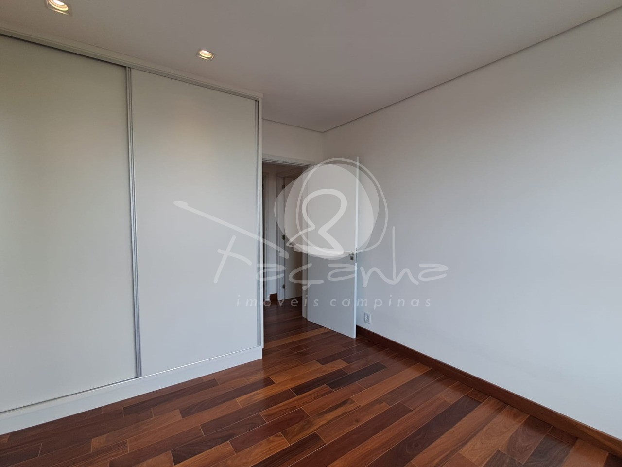 Apartamento à venda e aluguel com 3 quartos, 175m² - Foto 20