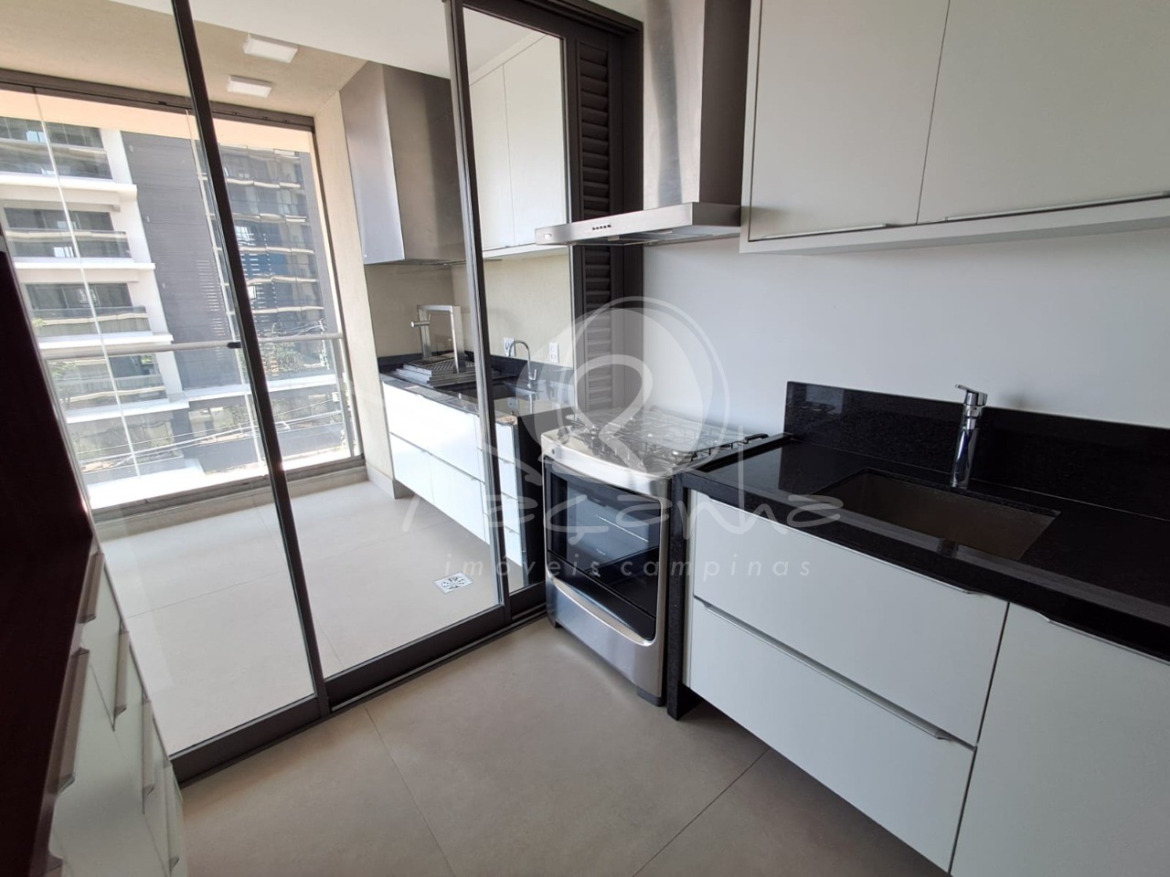 Apartamento à venda e aluguel com 3 quartos, 175m² - Foto 16