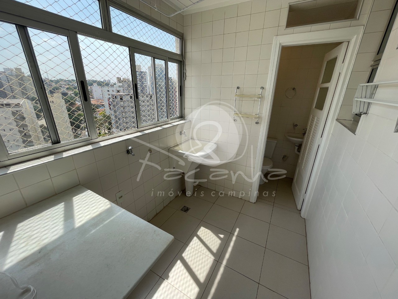 Apartamento para alugar com 3 quartos, 101m² - Foto 16