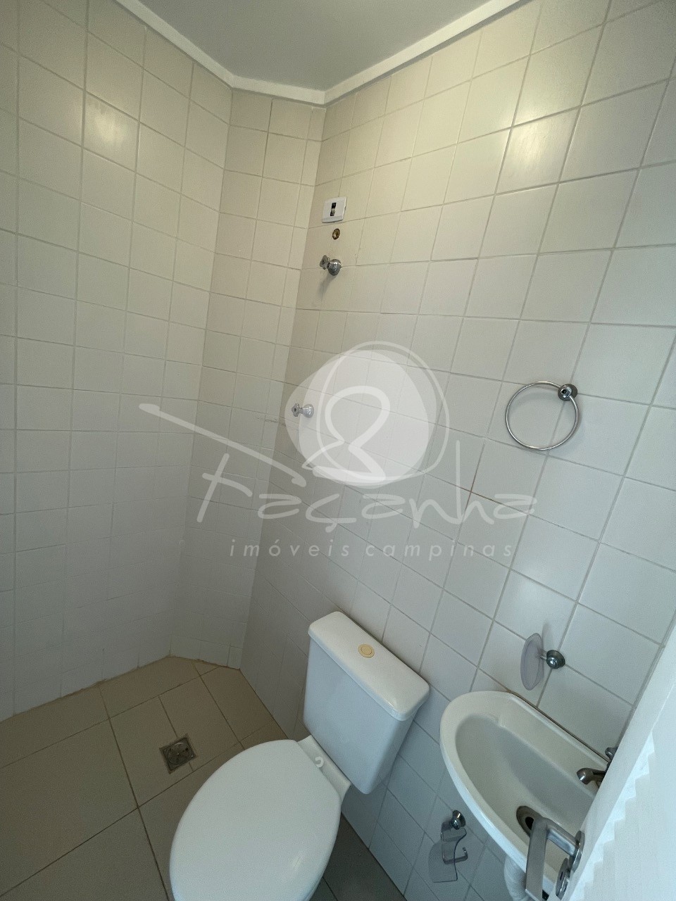 Apartamento para alugar com 3 quartos, 101m² - Foto 17