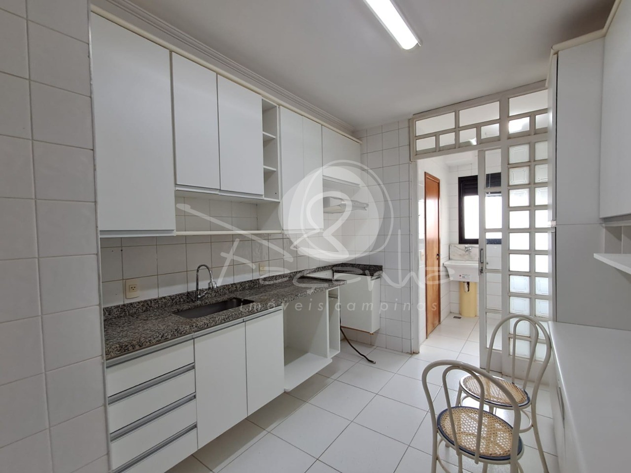 Apartamento para alugar com 3 quartos, 115m² - Foto 21