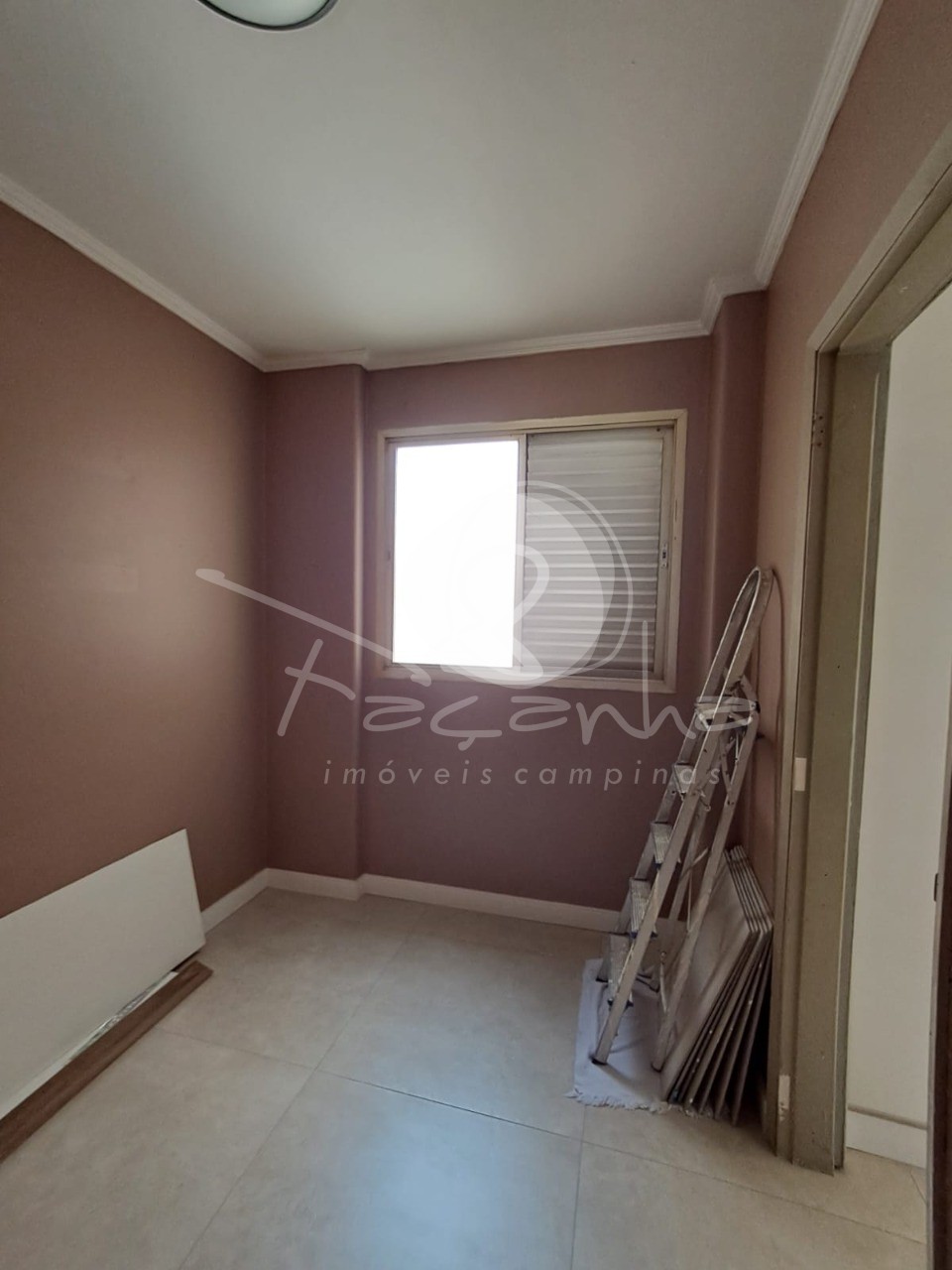 Apartamento à venda com 3 quartos, 120m² - Foto 11