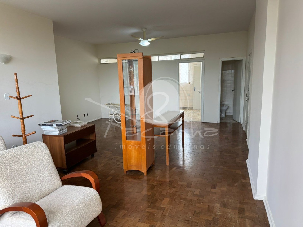 Apartamento à venda com 3 quartos, 180m² - Foto 3