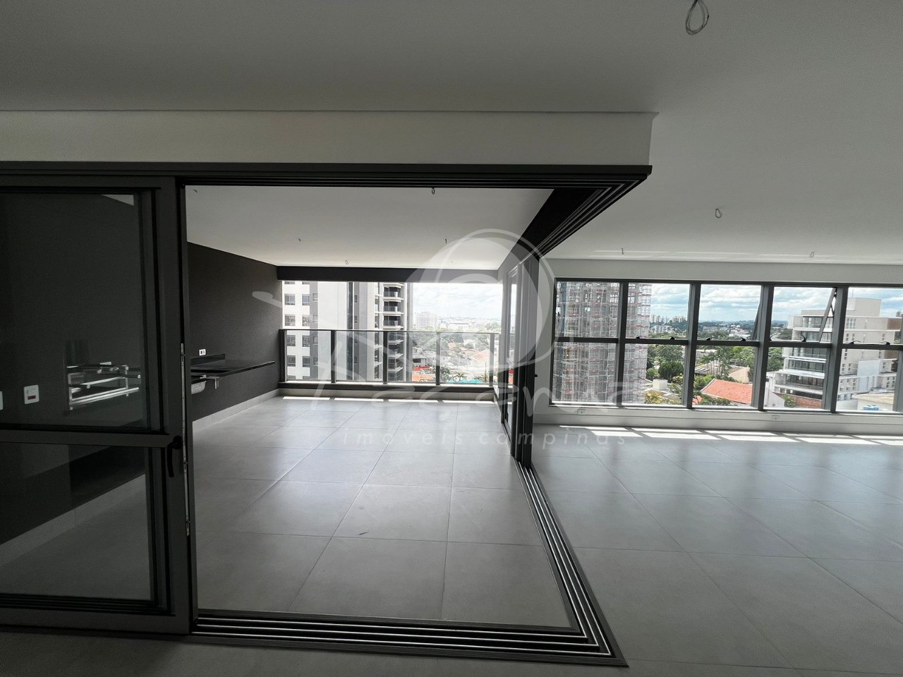 Apartamento à venda com 3 quartos, 220m² - Foto 37