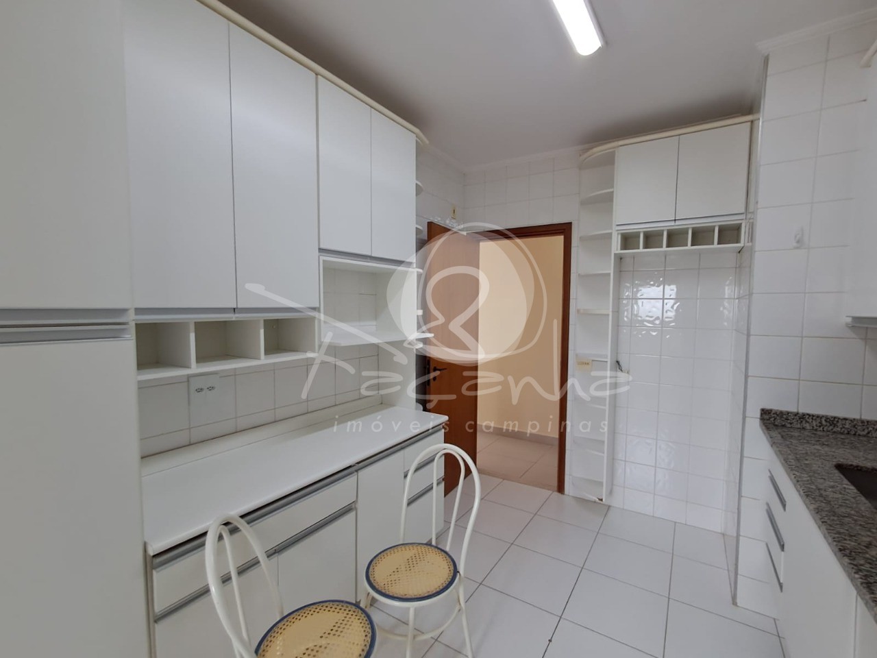 Apartamento para alugar com 3 quartos, 115m² - Foto 22