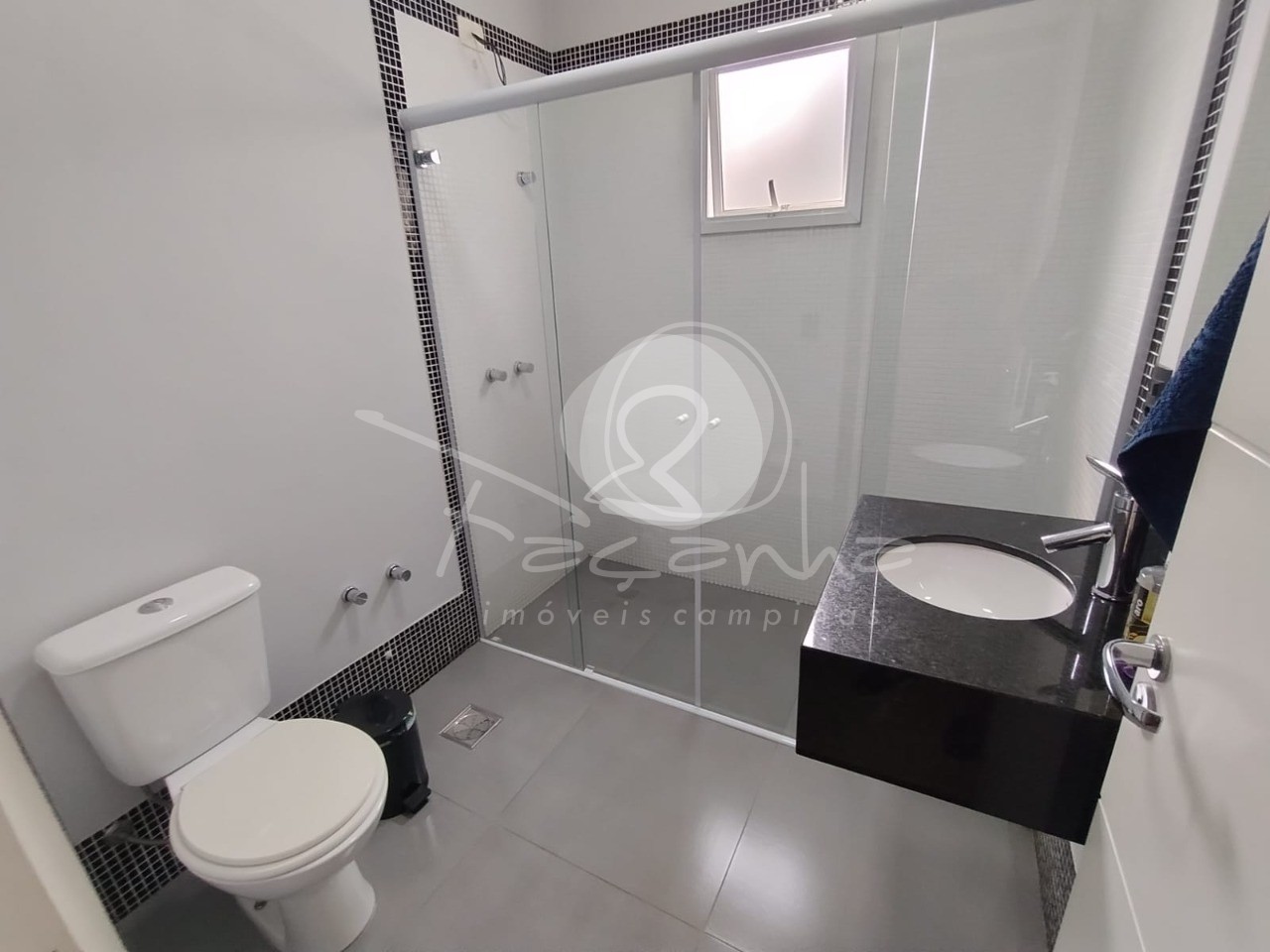 Casa de Condomínio à venda com 3 quartos, 210m² - Foto 24