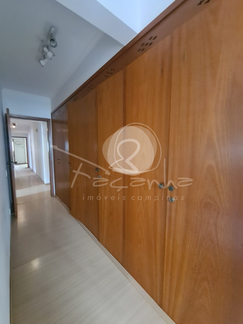 Apartamento à venda com 4 quartos, 315m² - Foto 16