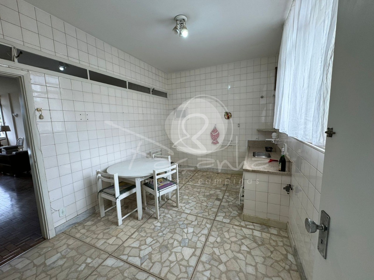 Apartamento à venda com 3 quartos, 180m² - Foto 19