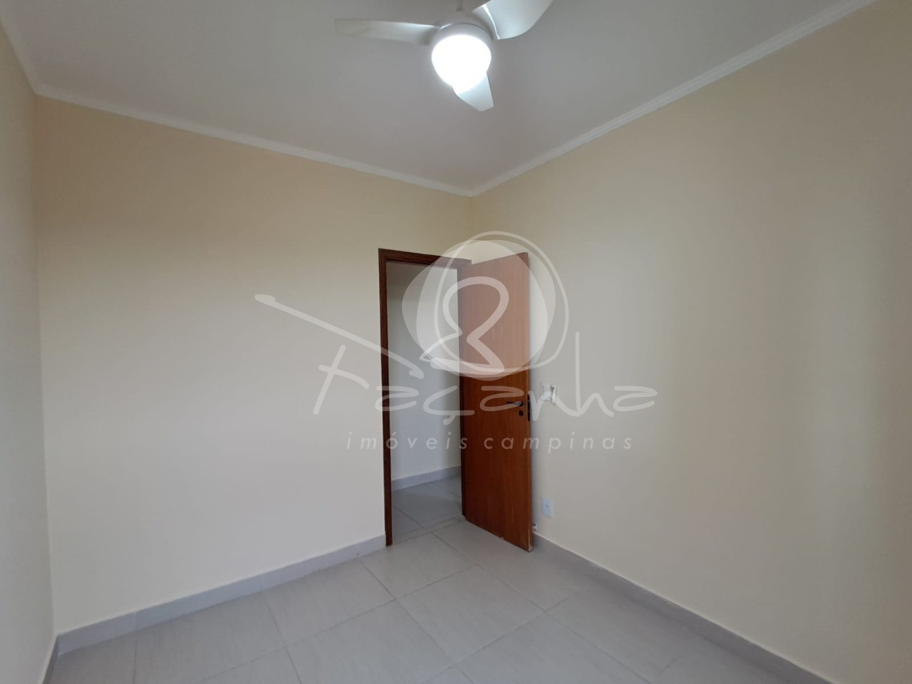 Apartamento para alugar com 3 quartos, 115m² - Foto 11