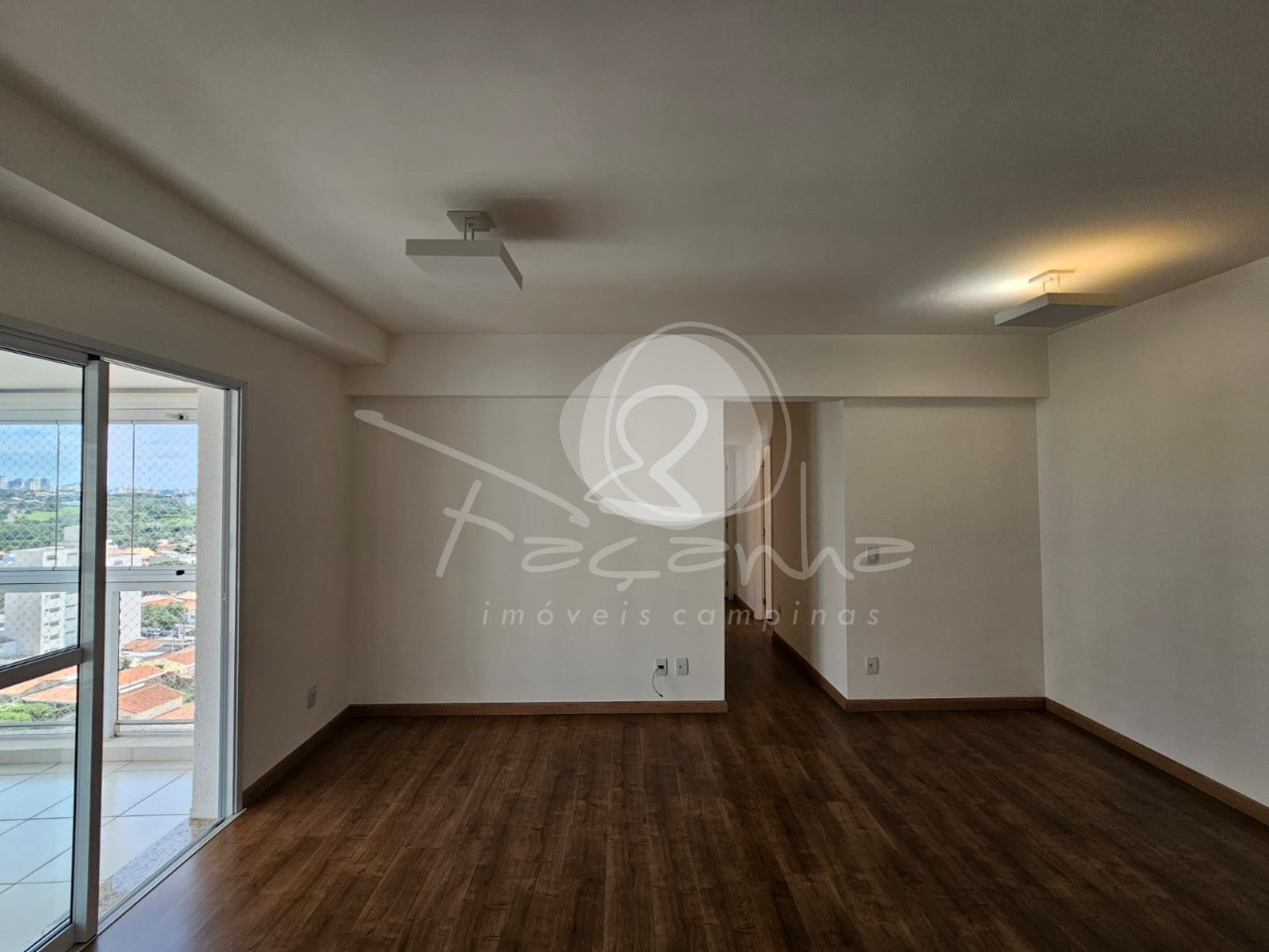 Apartamento à venda com 3 quartos, 87m² - Foto 1