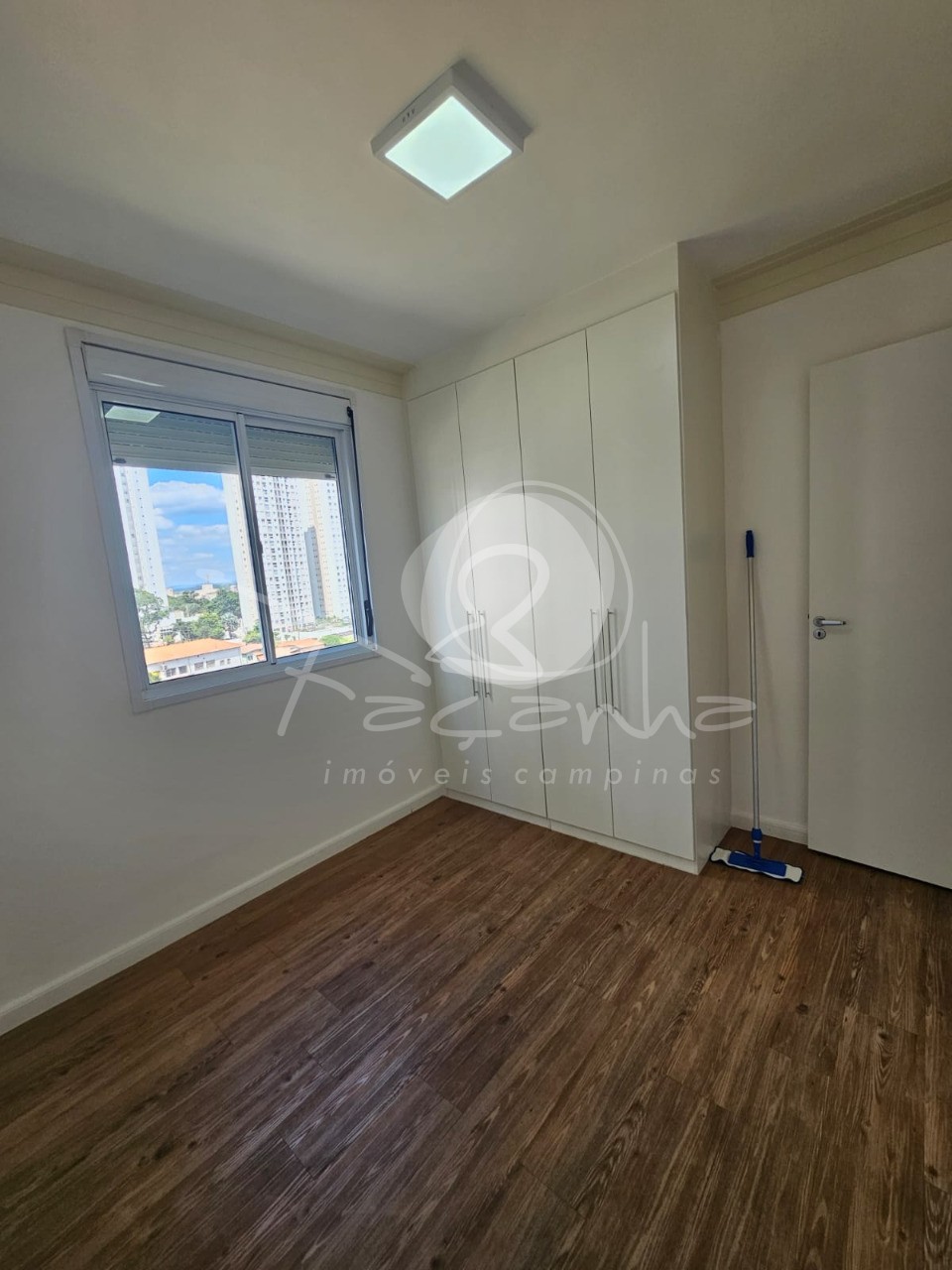 Apartamento para alugar com 2 quartos, 55m² - Foto 13