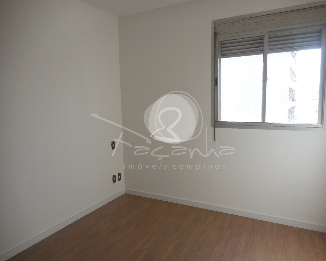 Apartamento à venda com 2 quartos, 70m² - Foto 7