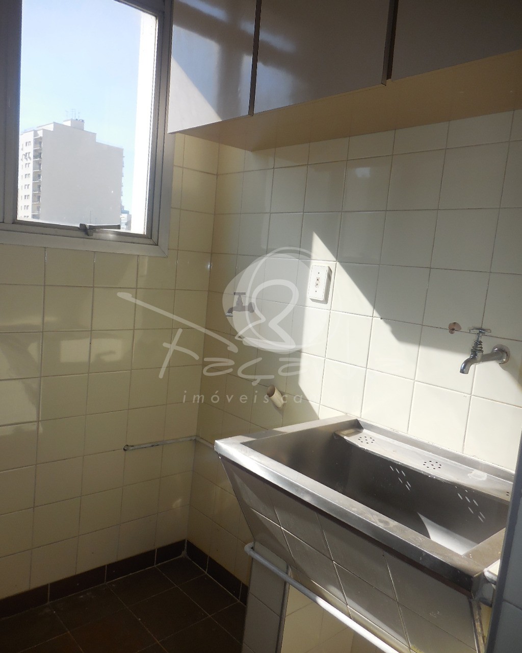 Apartamento à venda com 2 quartos, 70m² - Foto 17