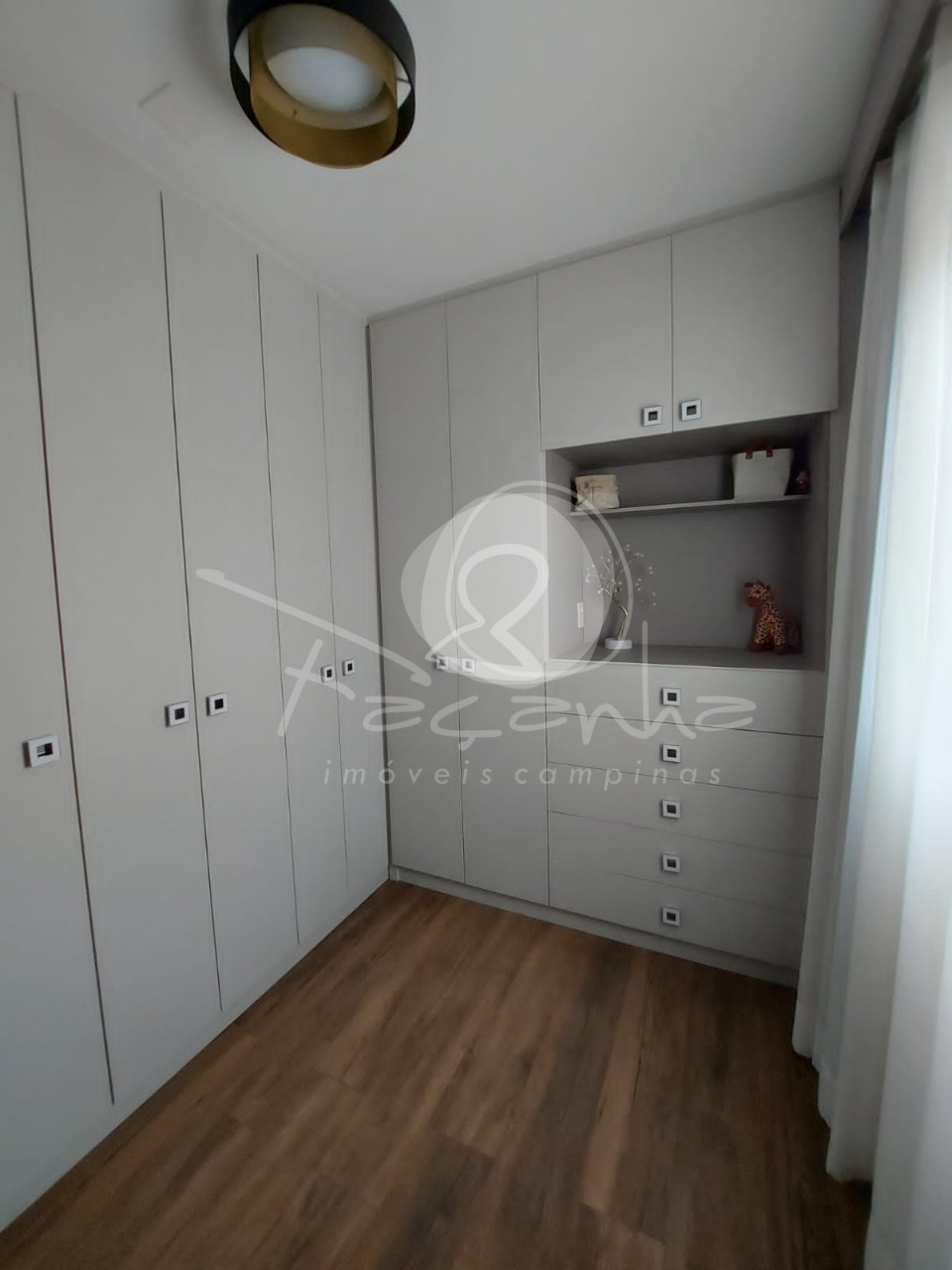 Apartamento à venda com 2 quartos, 68m² - Foto 9