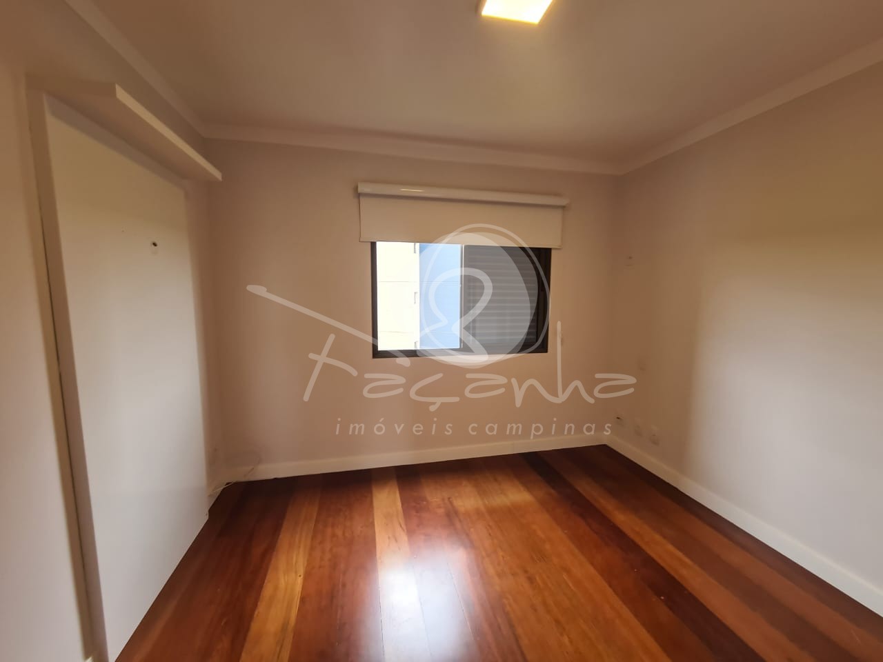 Apartamento para alugar com 3 quartos, 137m² - Foto 18