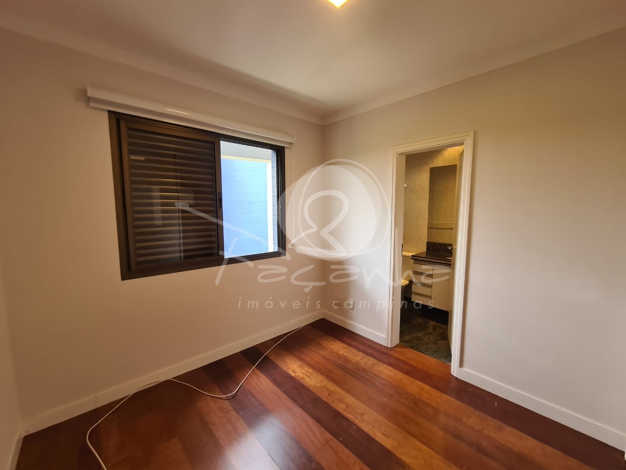 Apartamento para alugar com 3 quartos, 137m² - Foto 12