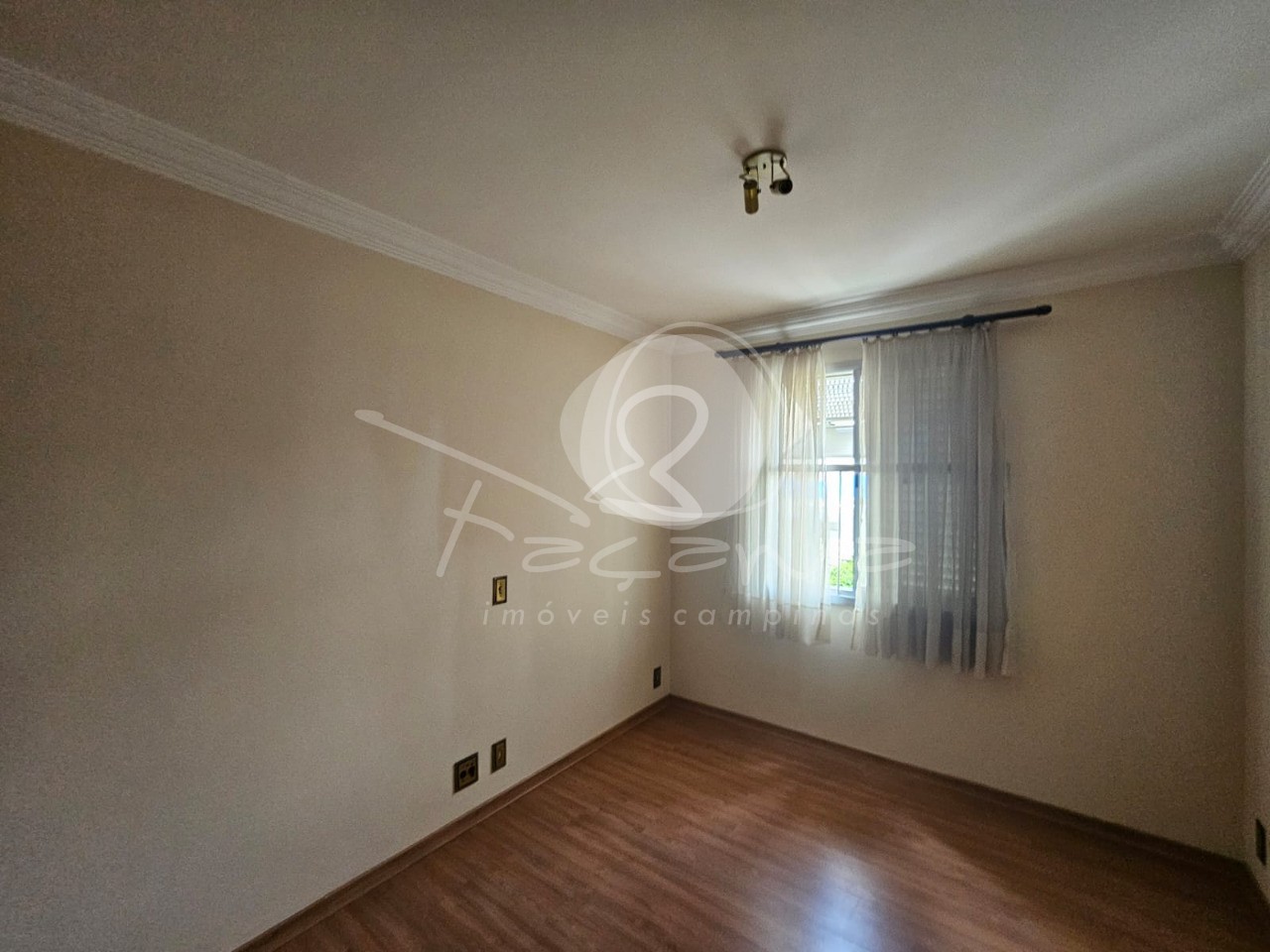 Apartamento à venda com 3 quartos, 96m² - Foto 8