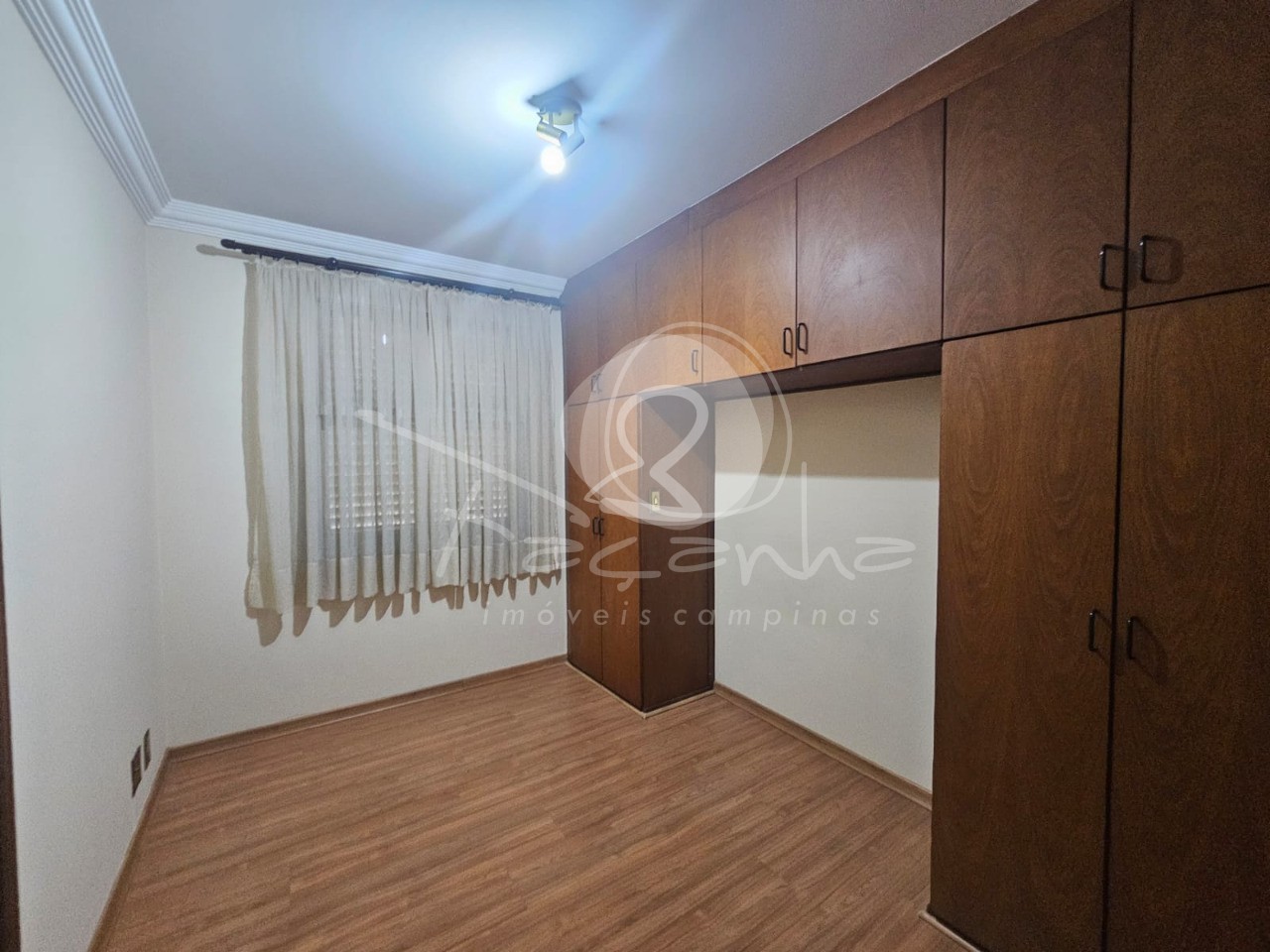 Apartamento à venda com 3 quartos, 96m² - Foto 4