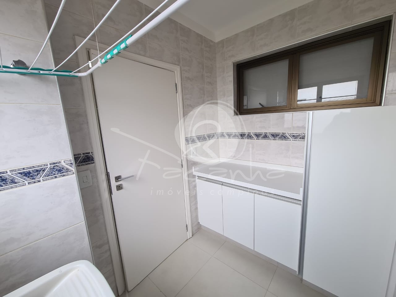 Apartamento para alugar com 3 quartos, 137m² - Foto 30