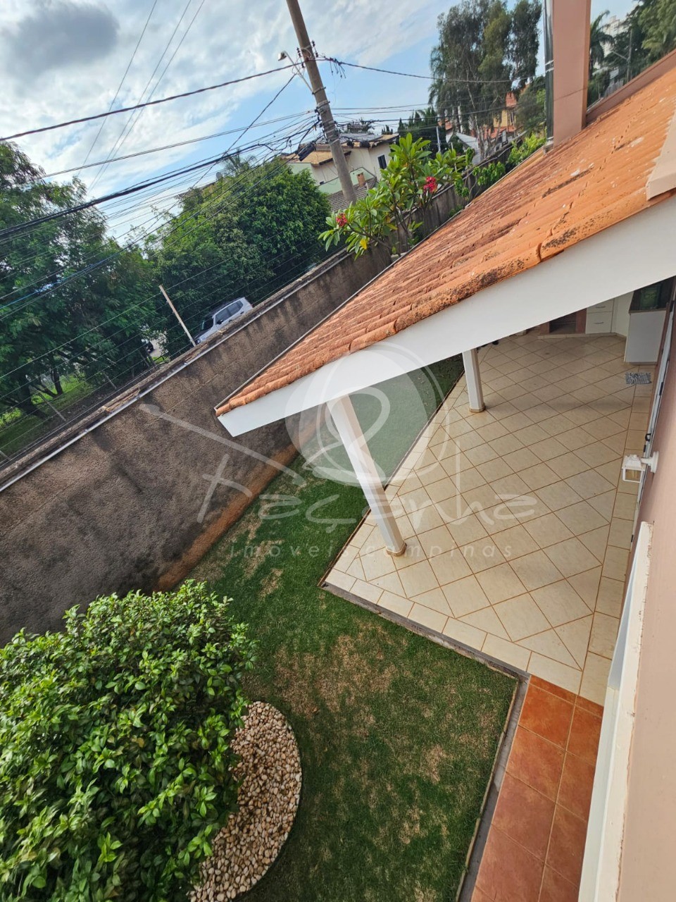 Casa de Condomínio à venda e aluguel com 3 quartos, 250m² - Foto 14