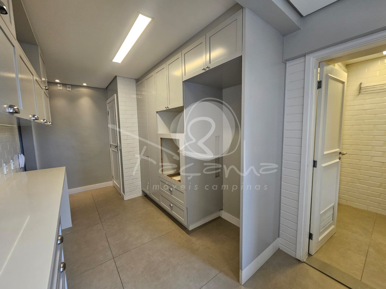 Apartamento para alugar com 3 quartos, 115m² - Foto 17