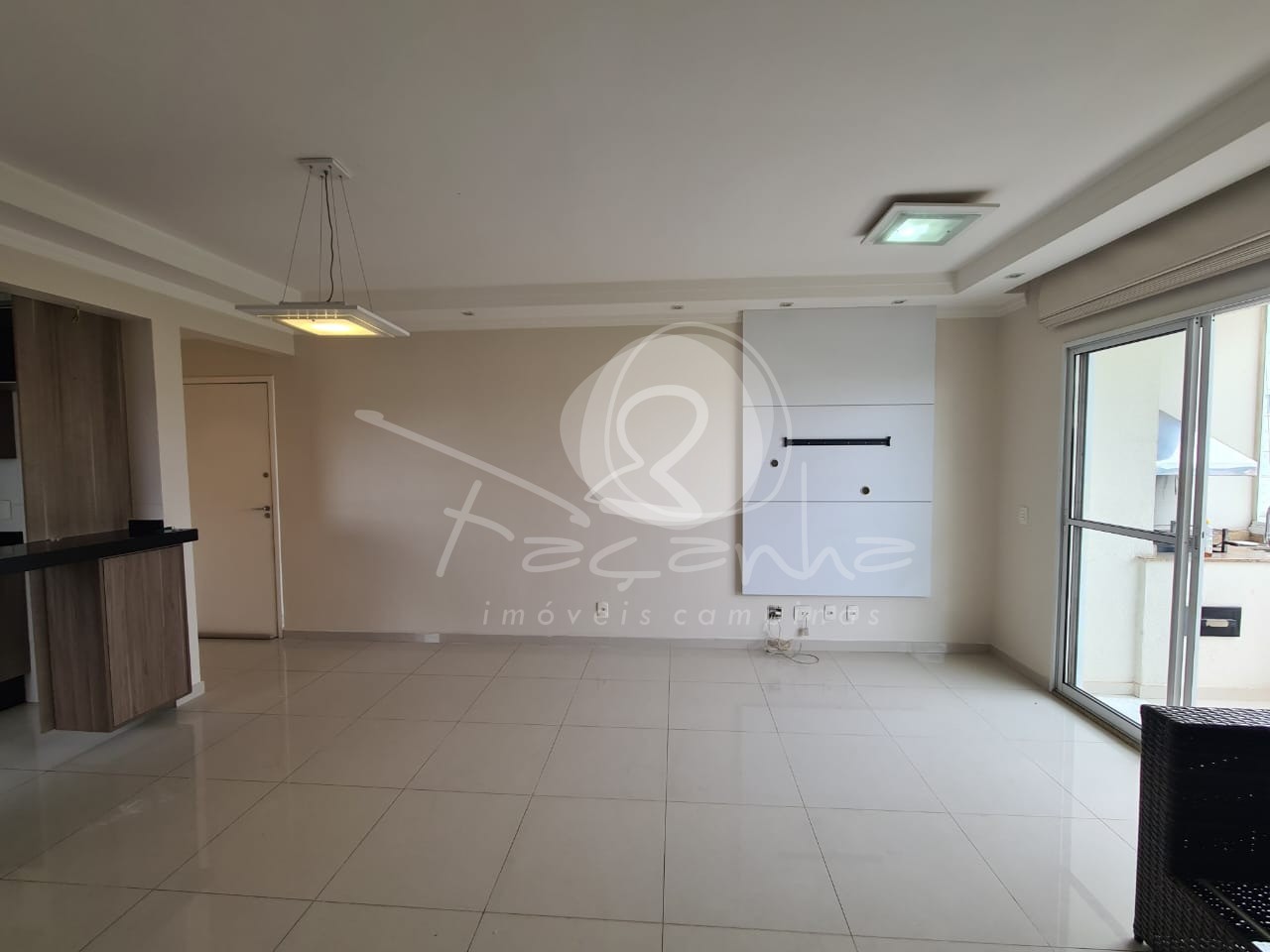 Apartamento para alugar com 3 quartos, 94m² - Foto 4