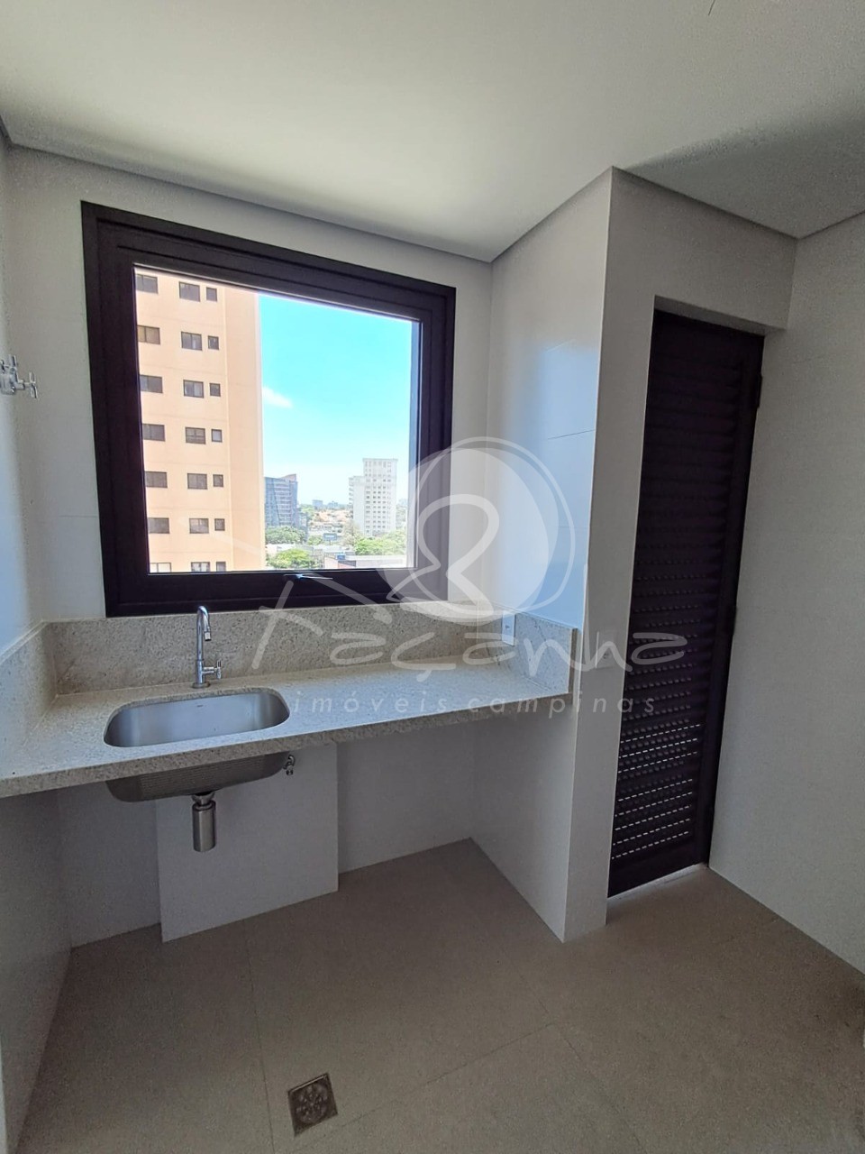 Apartamento à venda com 3 quartos, 170m² - Foto 26