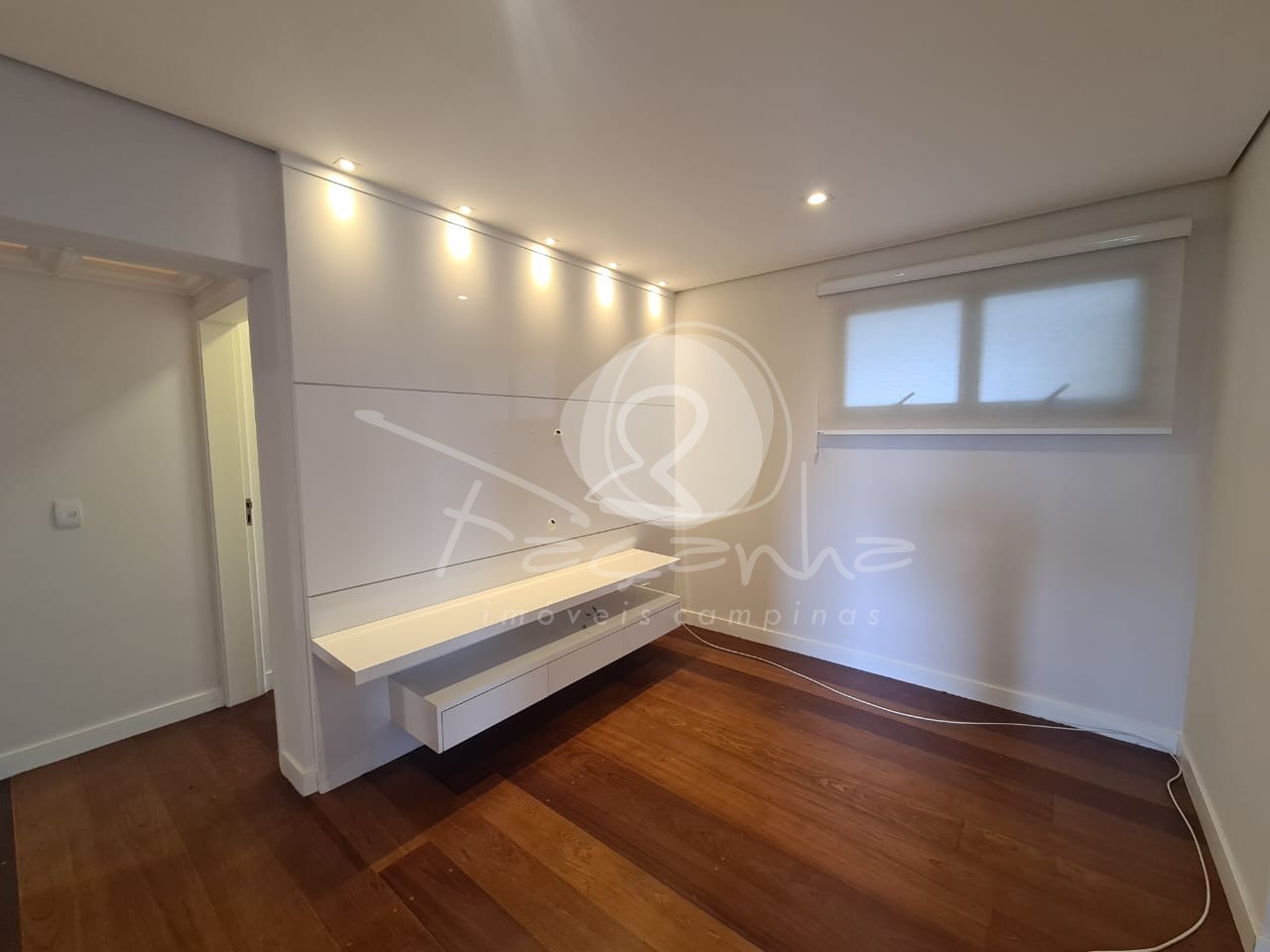 Apartamento para alugar com 3 quartos, 137m² - Foto 8