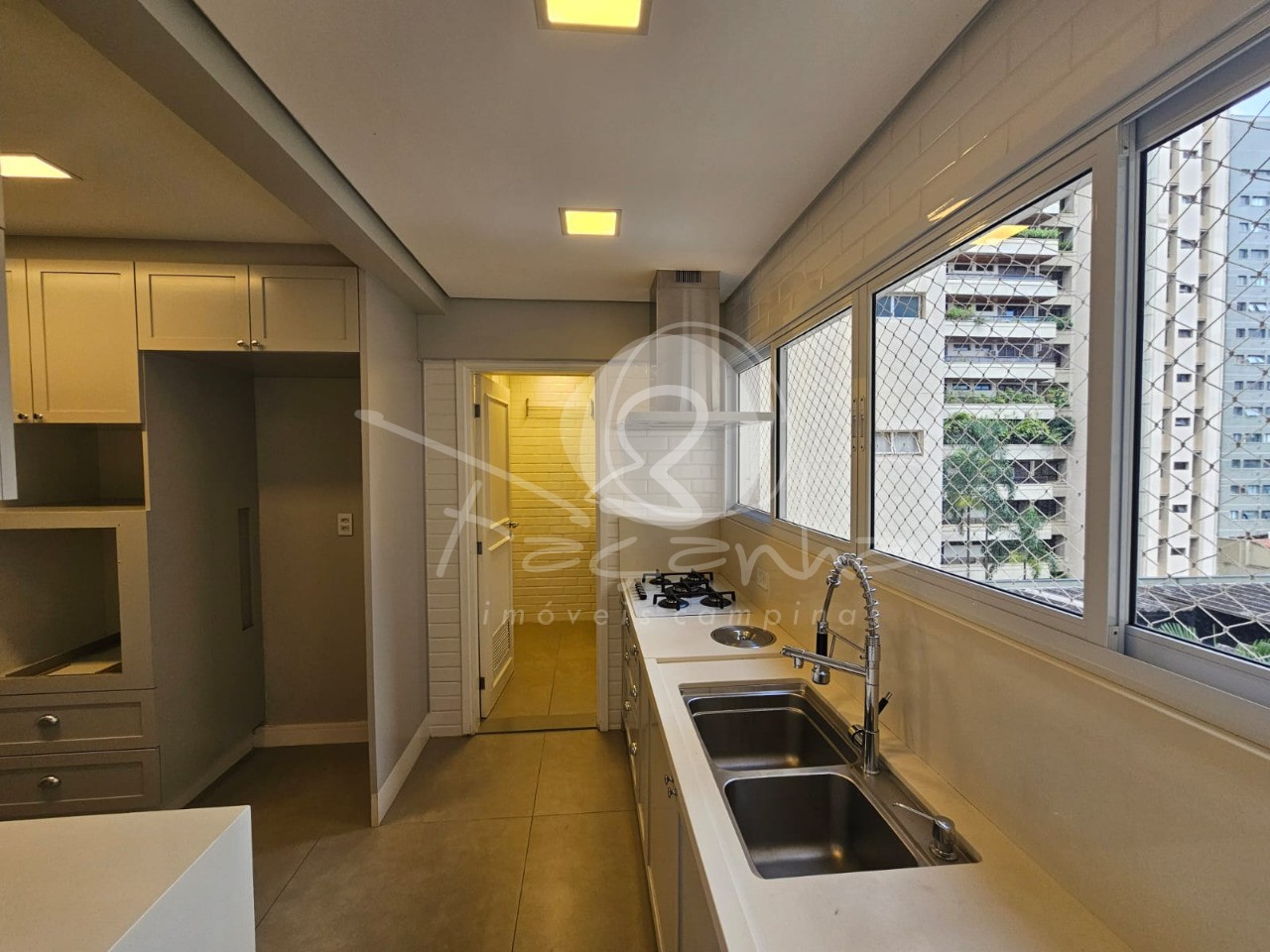 Apartamento para alugar com 3 quartos, 115m² - Foto 16