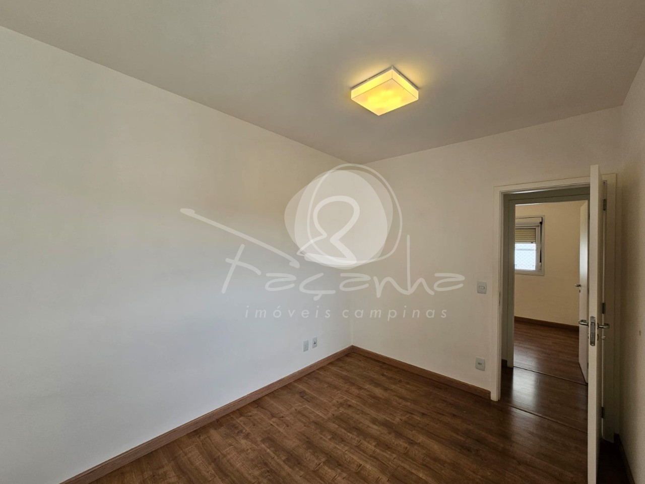 Apartamento à venda com 3 quartos, 87m² - Foto 11