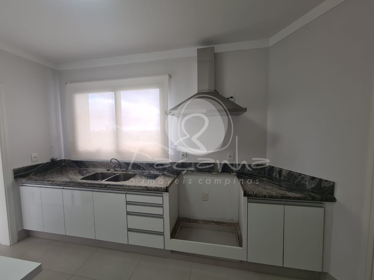 Apartamento para alugar com 3 quartos, 137m² - Foto 25