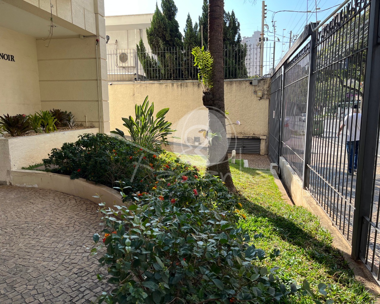 Apartamento à venda e aluguel com 1 quarto, 50m² - Foto 19