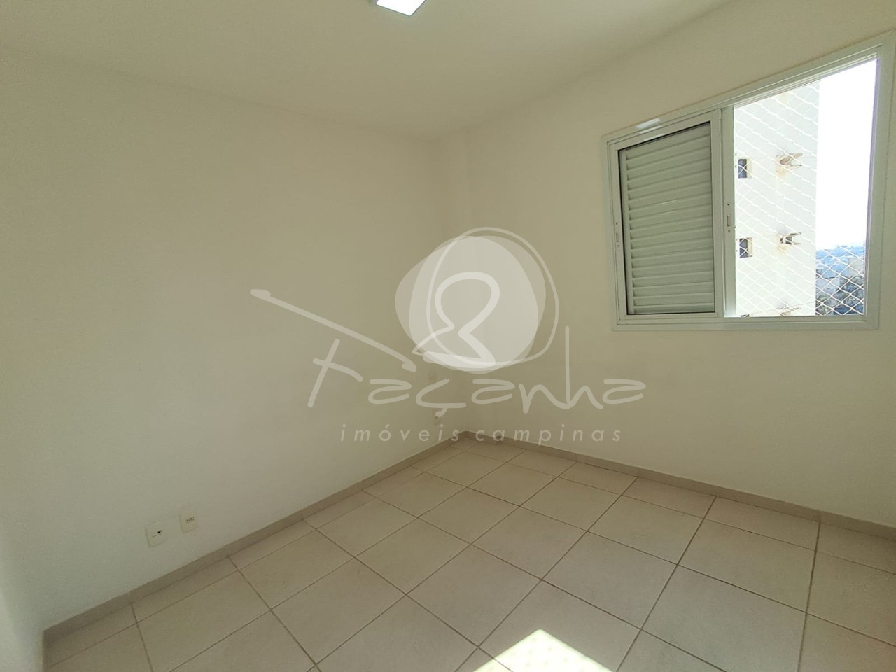 Apartamento à venda com 3 quartos, 81m² - Foto 10