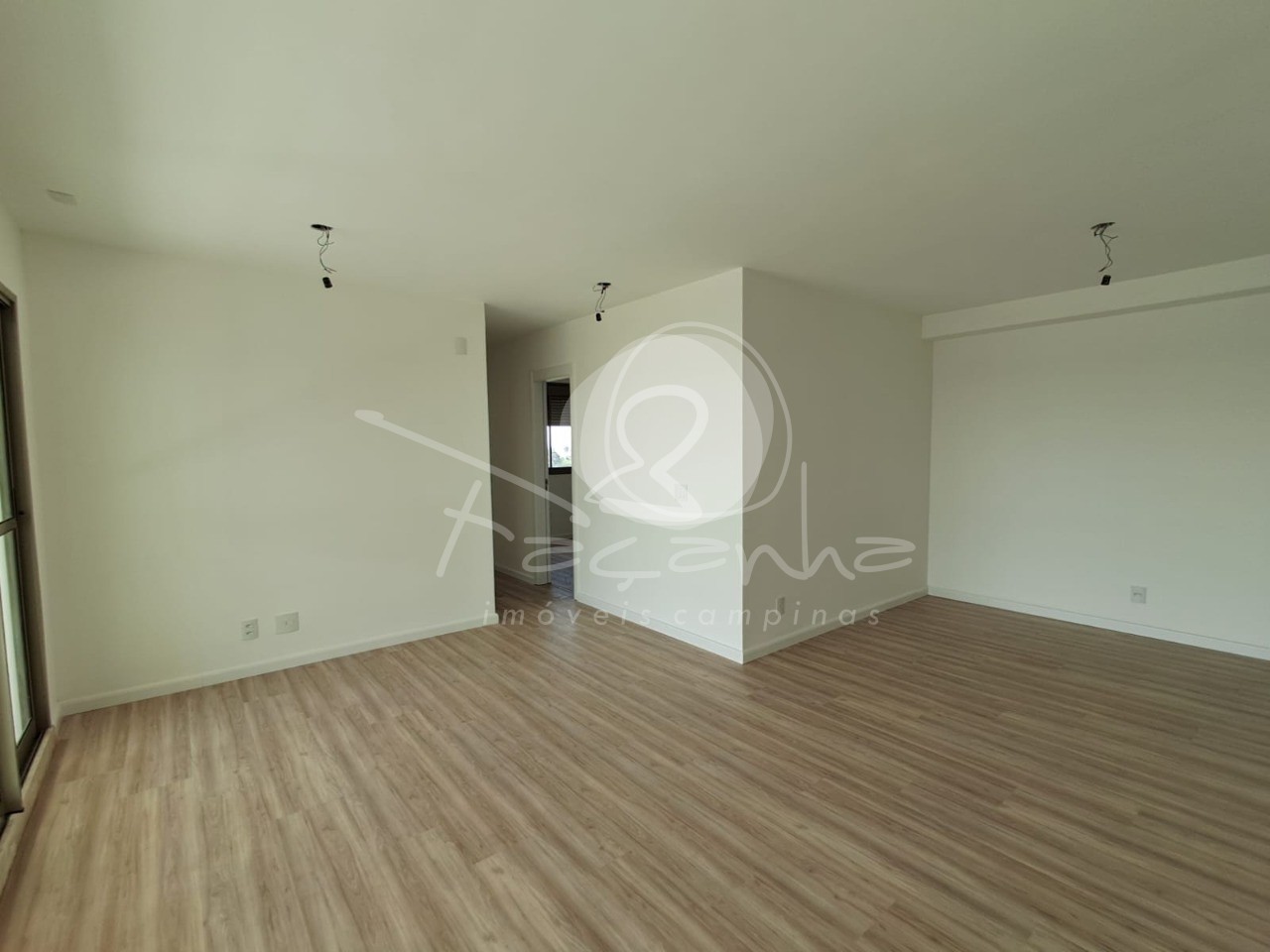 Apartamento à venda com 3 quartos, 122m² - Foto 4