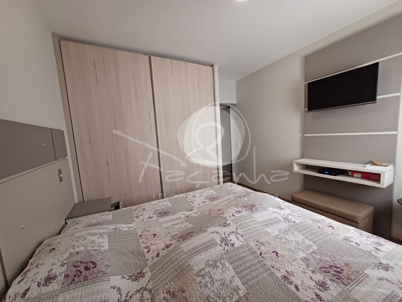 Apartamento à venda com 3 quartos, 116m² - Foto 11