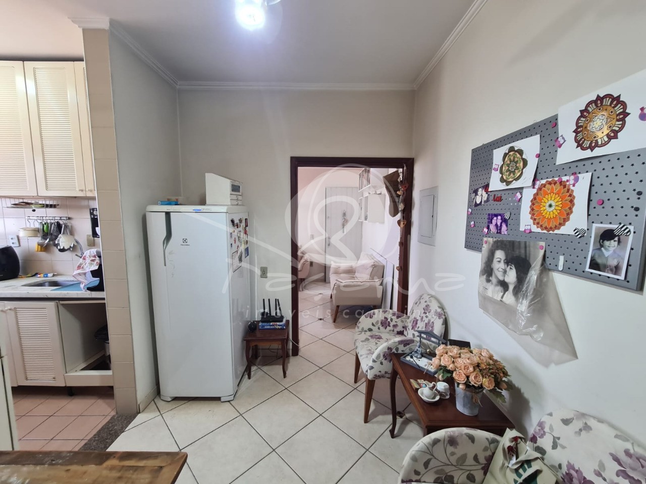 Apartamento à venda com 2 quartos, 65m² - Foto 9