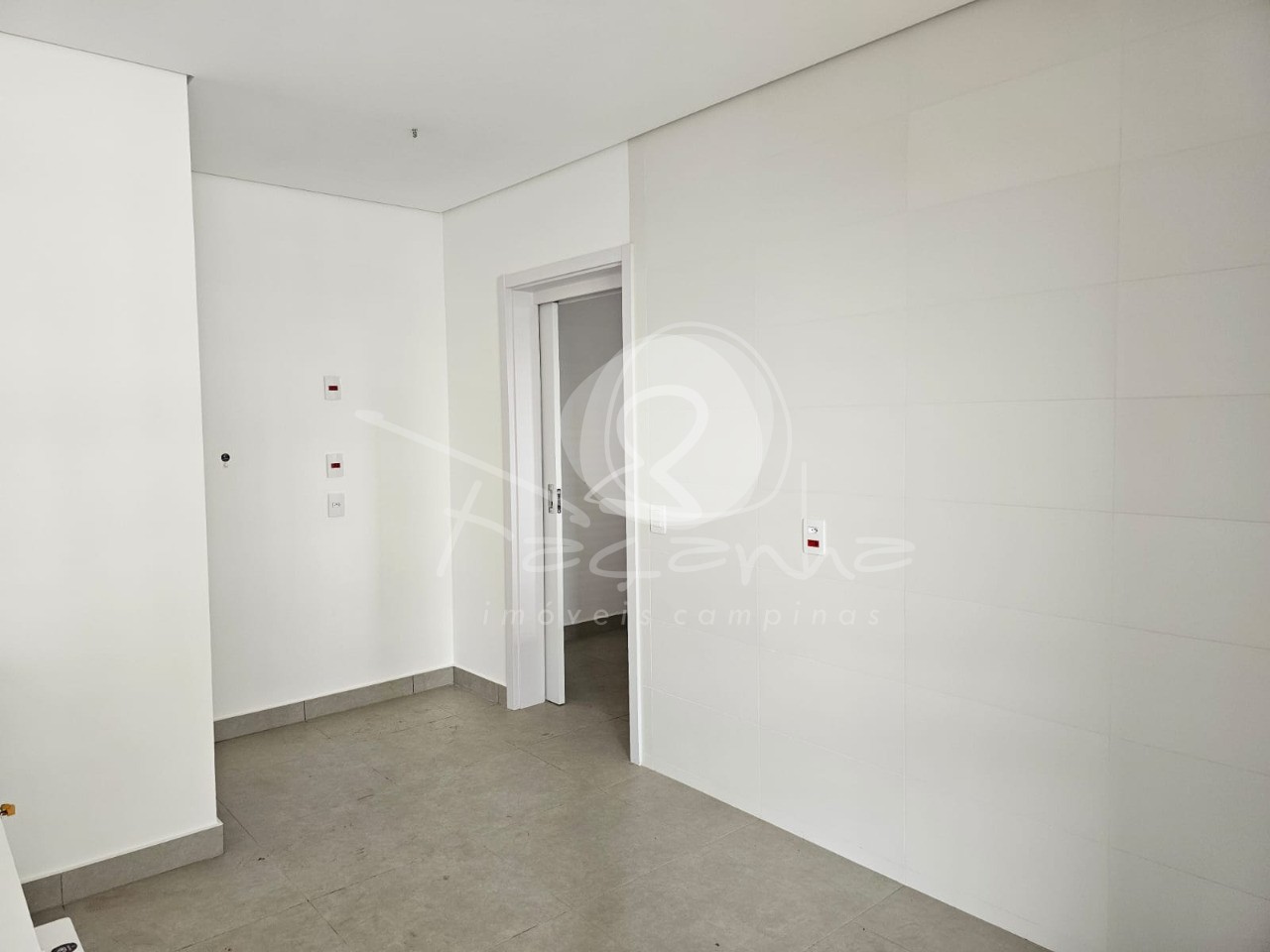 Apartamento à venda com 3 quartos, 125m² - Foto 9