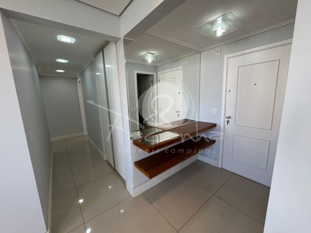 Apartamento à venda com 3 quartos, 127m² - Foto 8