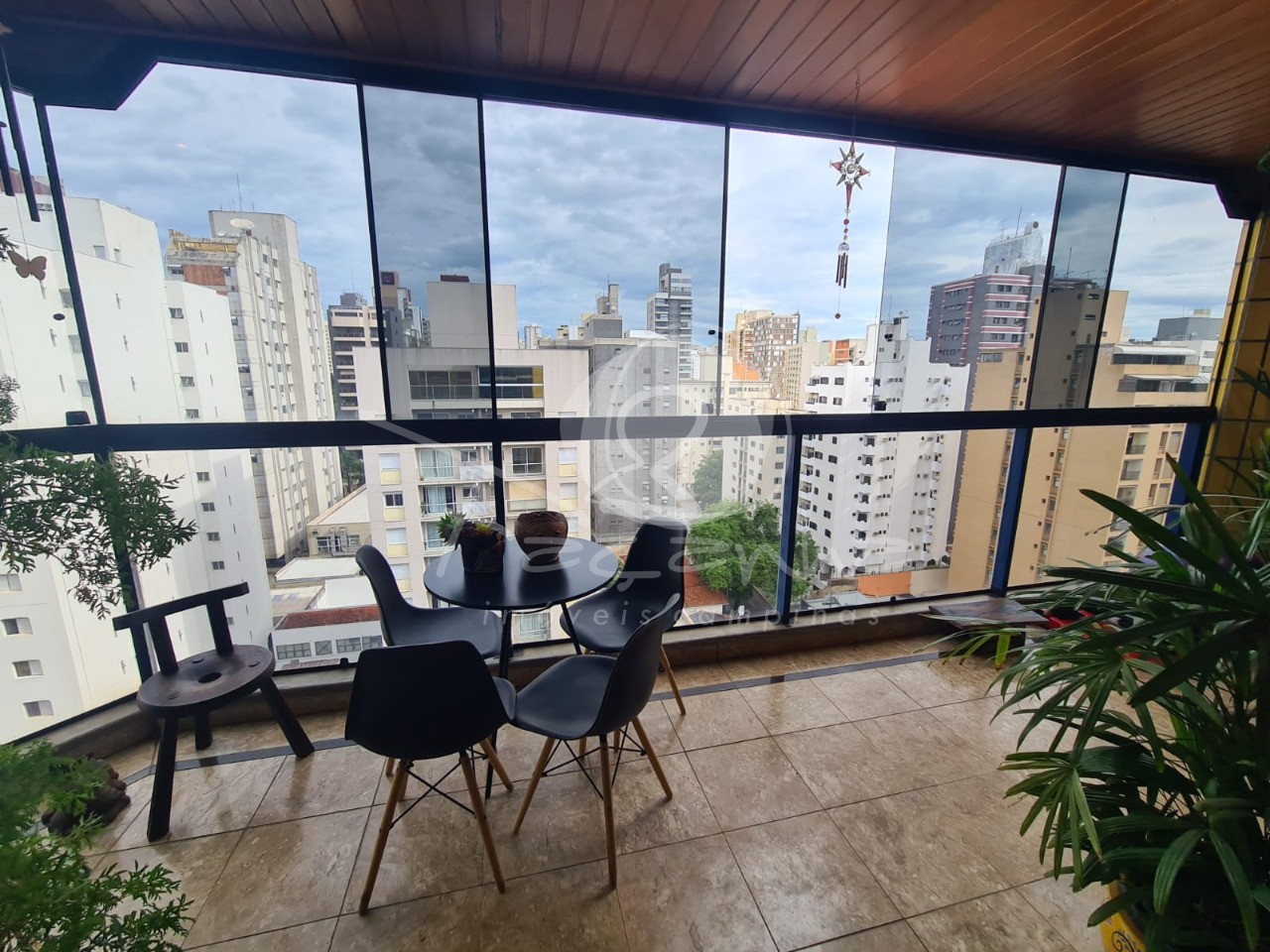 Apartamento à venda com 4 quartos, 266m² - Foto 8