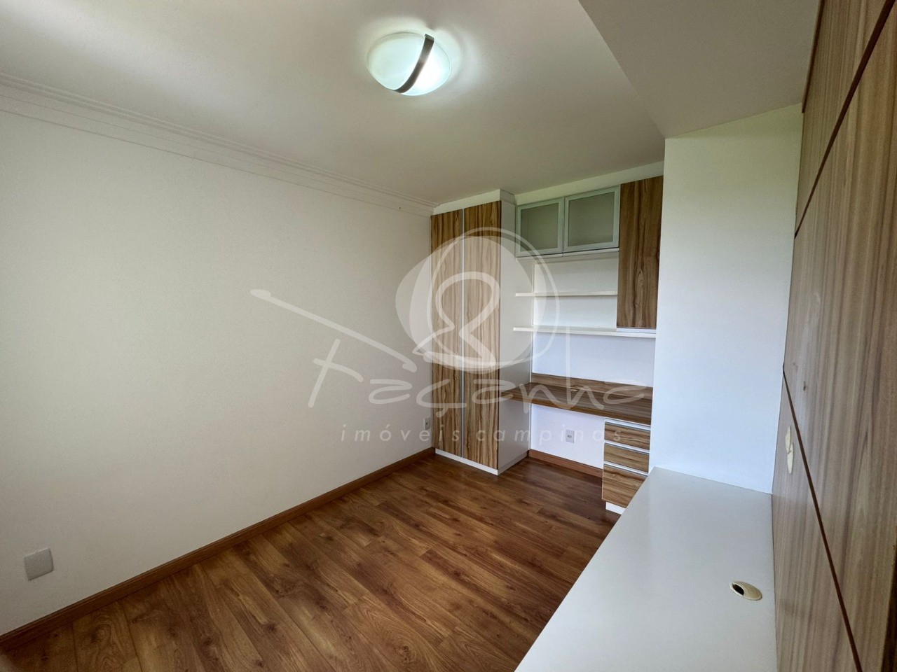 Apartamento à venda com 3 quartos, 127m² - Foto 11