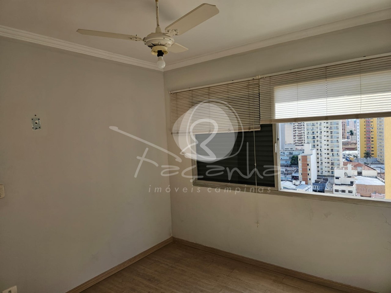 Apartamento à venda com 4 quartos, 196m² - Foto 11