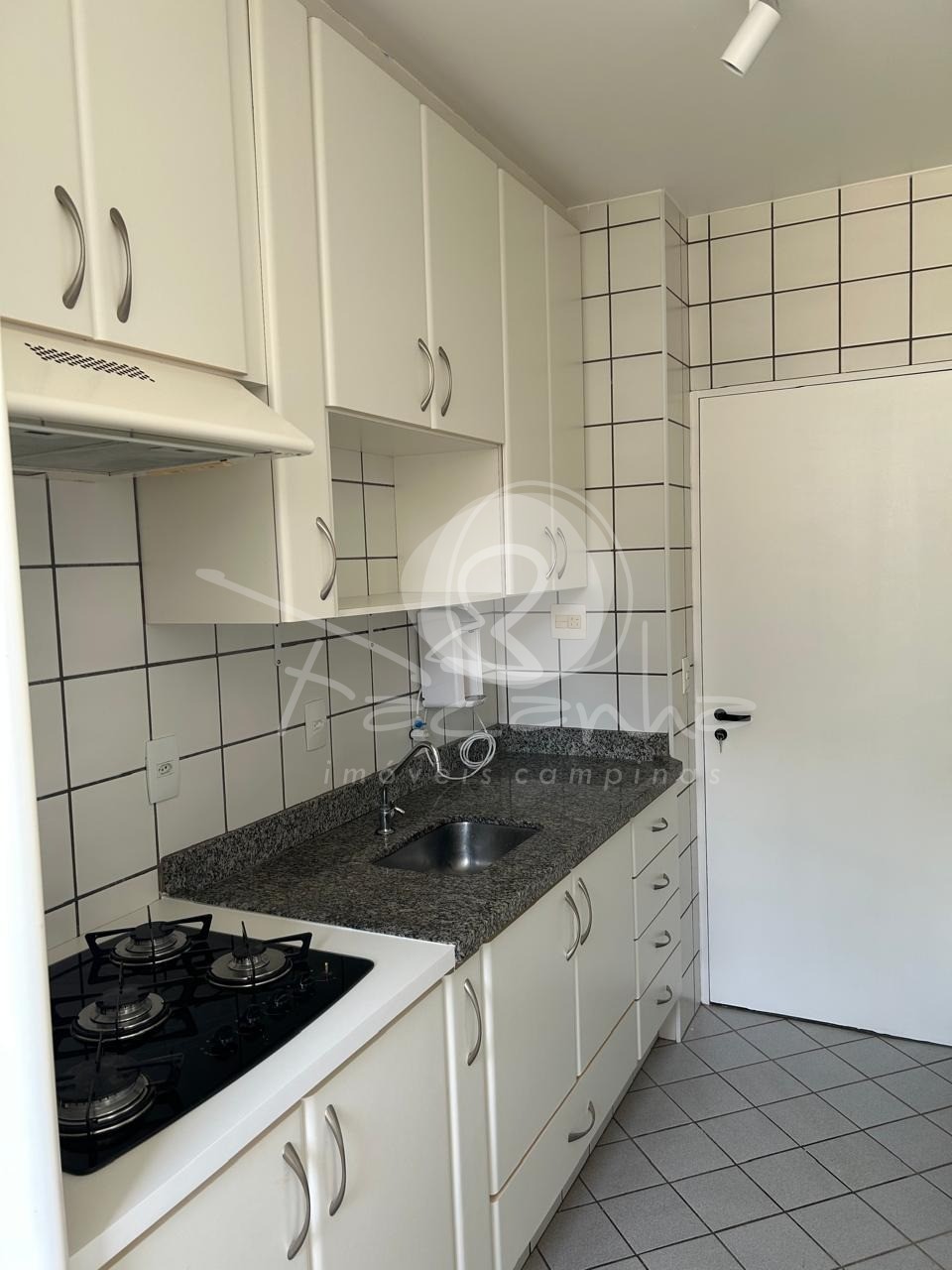 Apartamento à venda com 2 quartos, 62m² - Foto 12